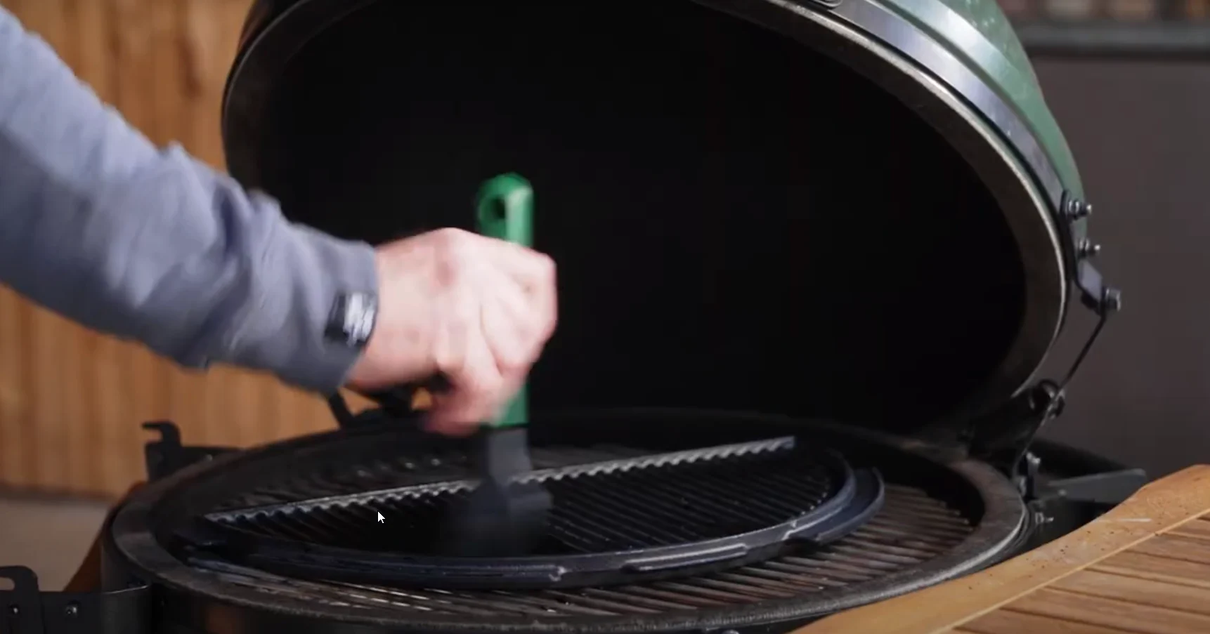 Big Green Egg Cast Iron Grid