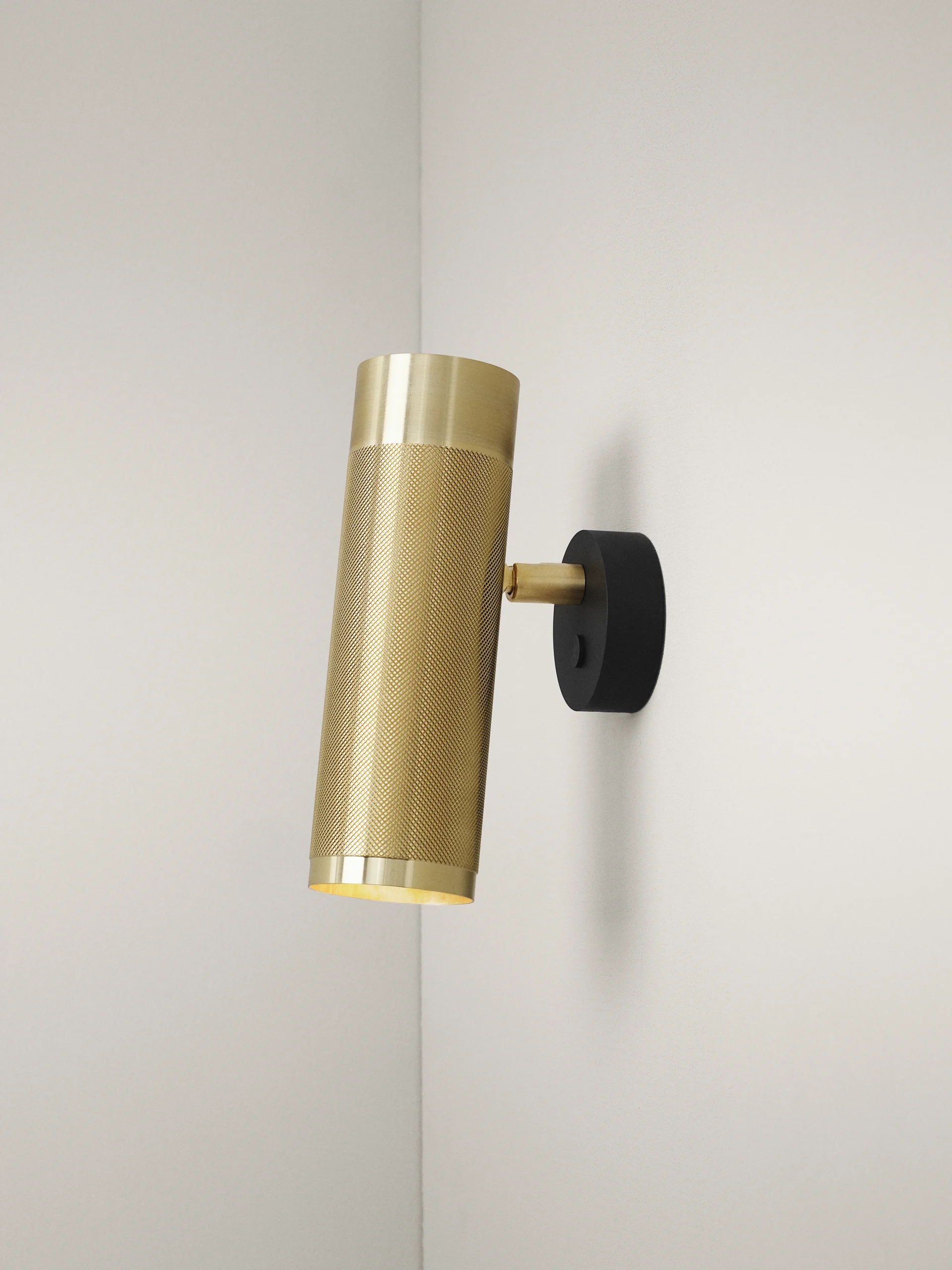 Patrone Wall Lamp, Brass