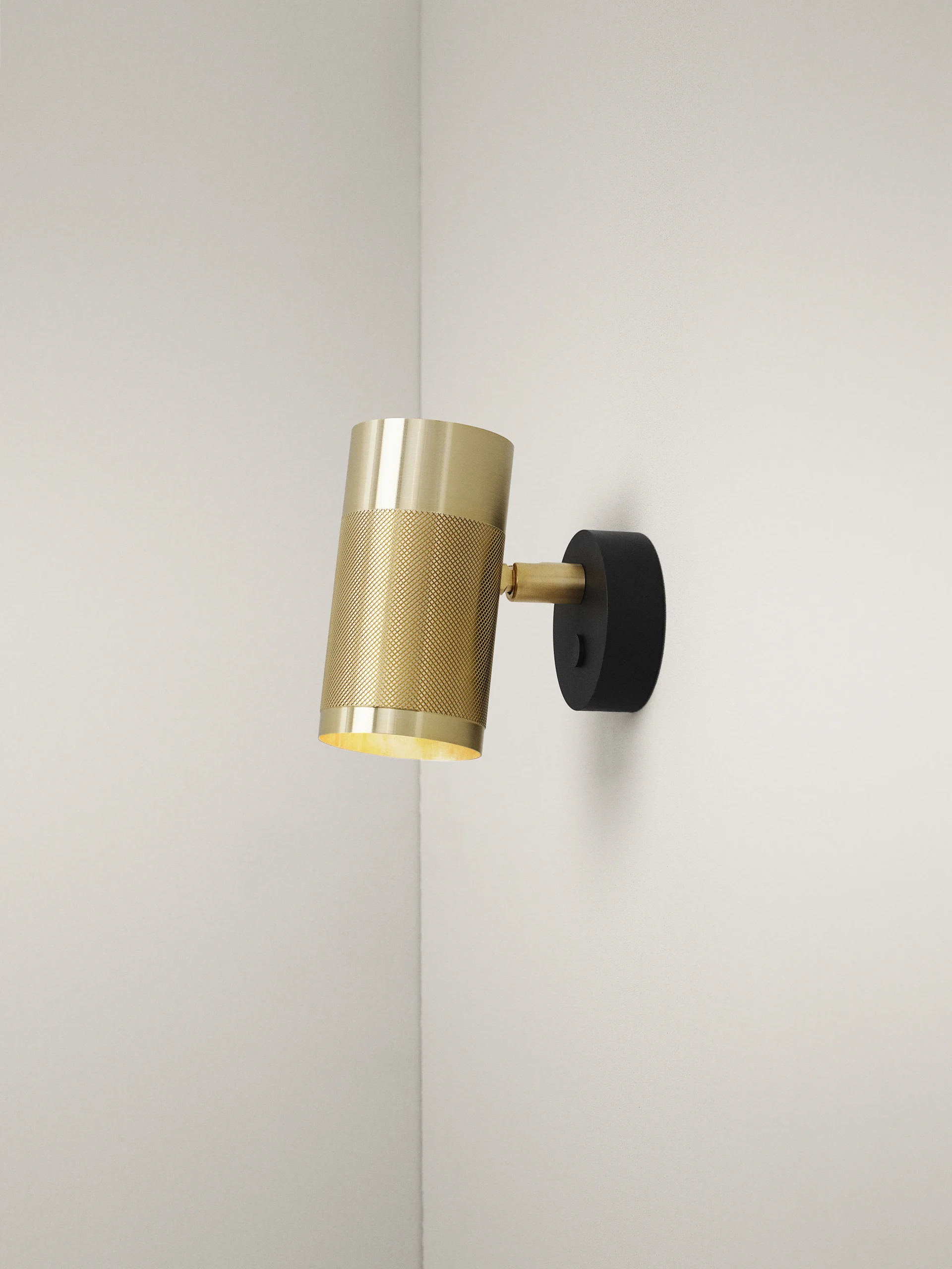 Patrone Small Wall Lamp, Brass