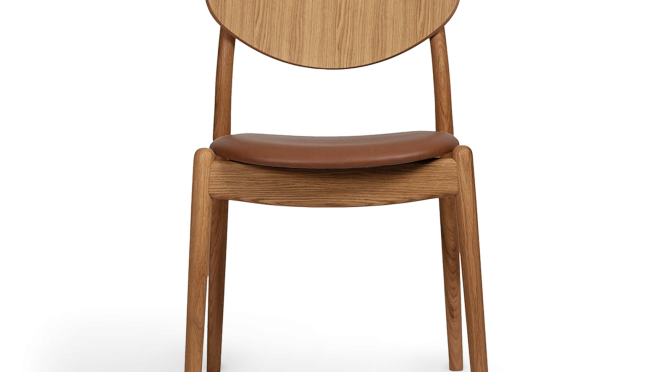 Polstered seat