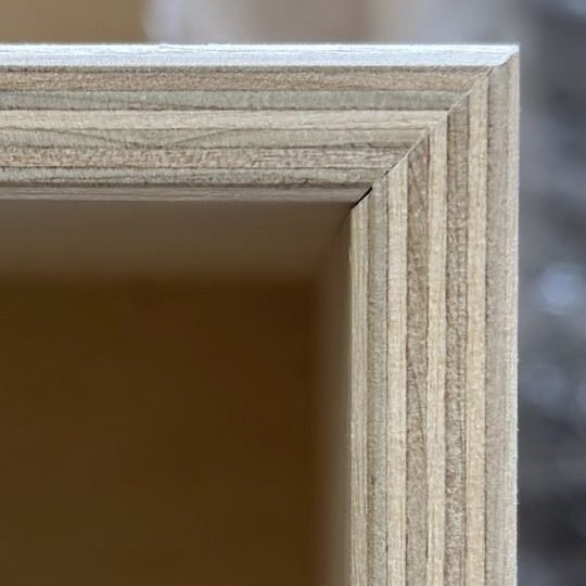 KUBIK Træ 70x70 cm. - hel reolkasse - 4 rum