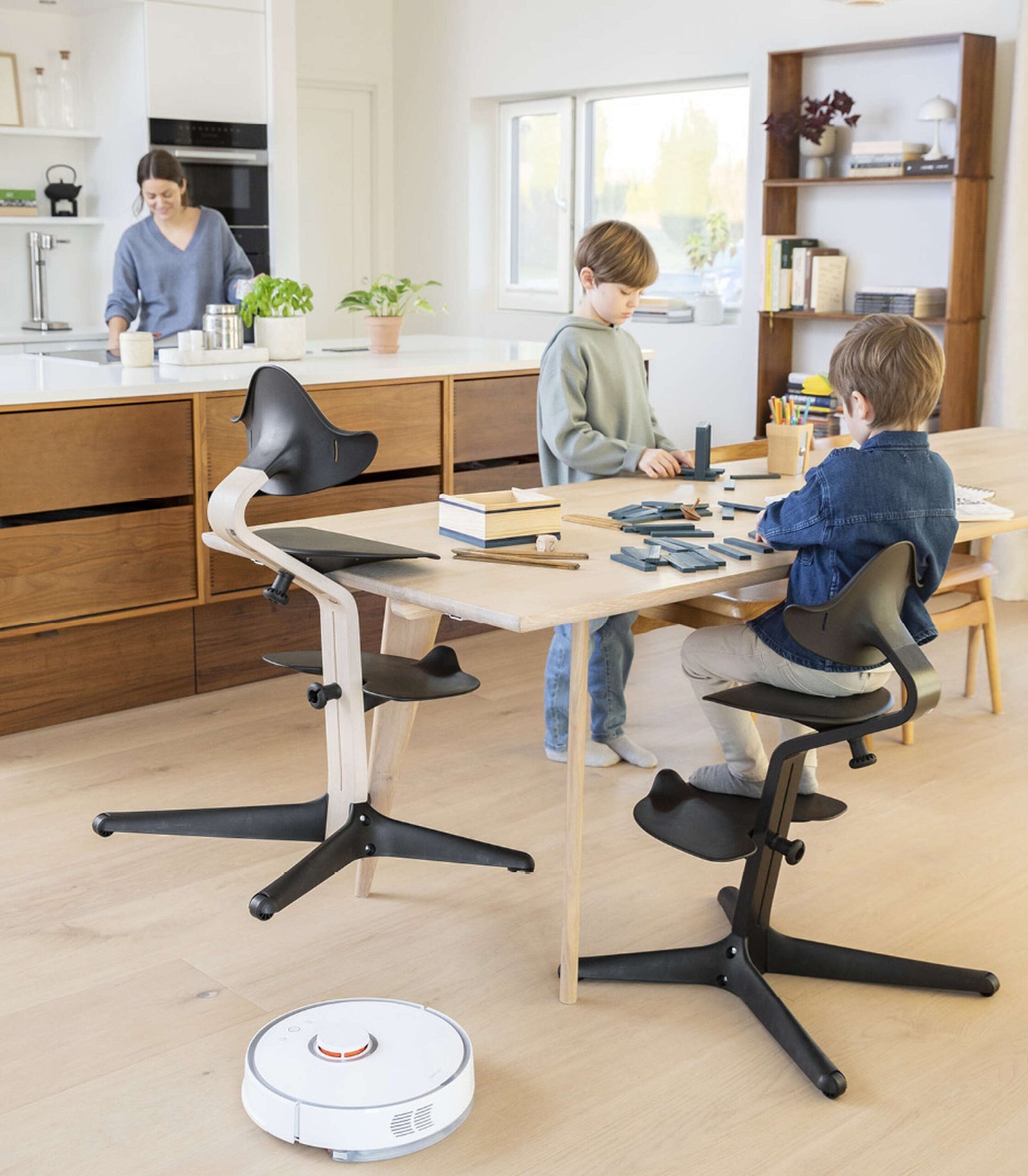 STOKKE® Nomi® Chair Walnut