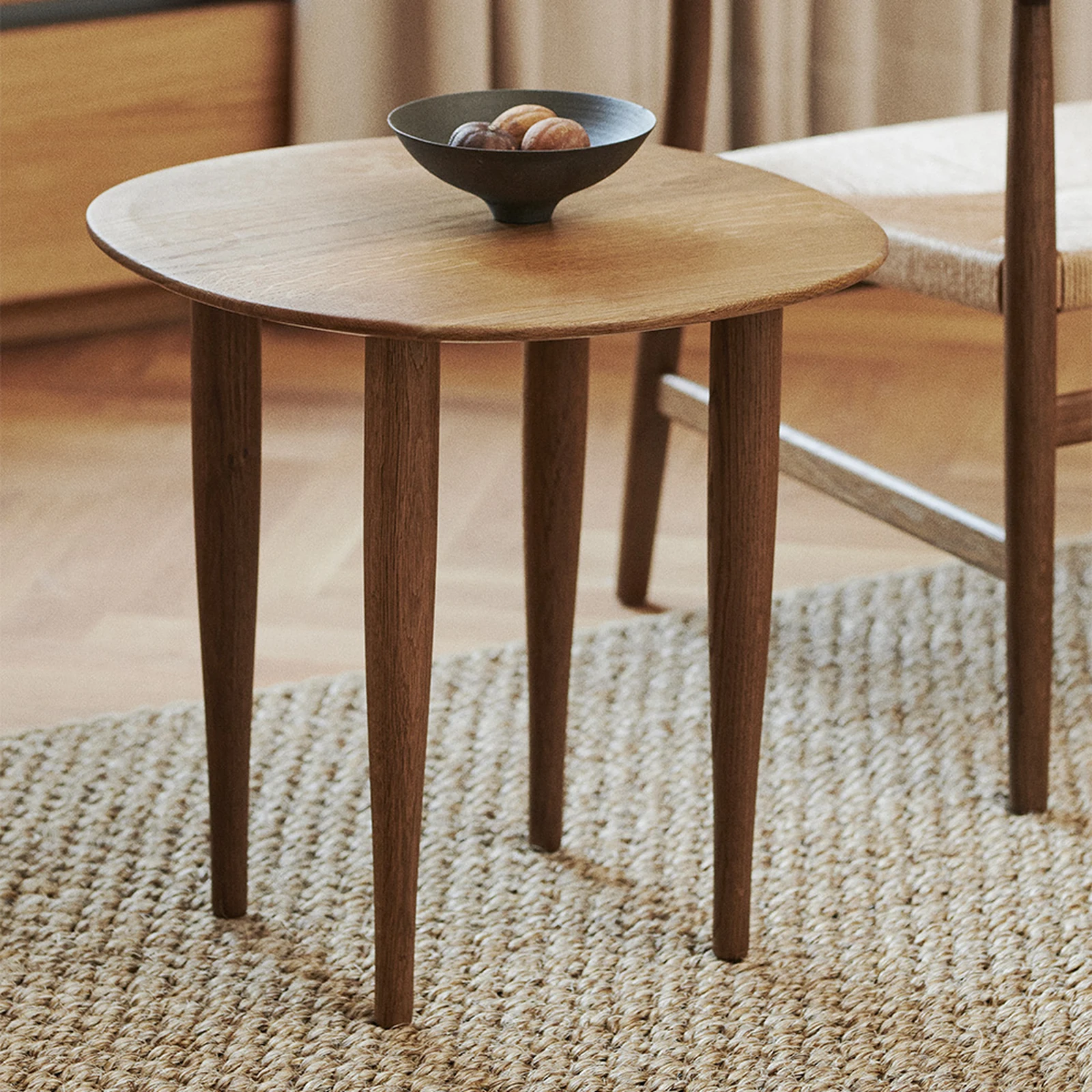 Jari Low Table