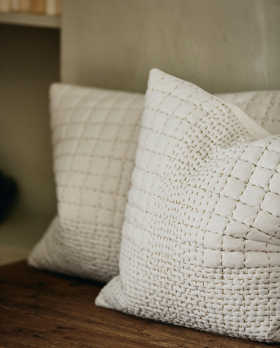 SARGA cushion cover, 48x68 - white