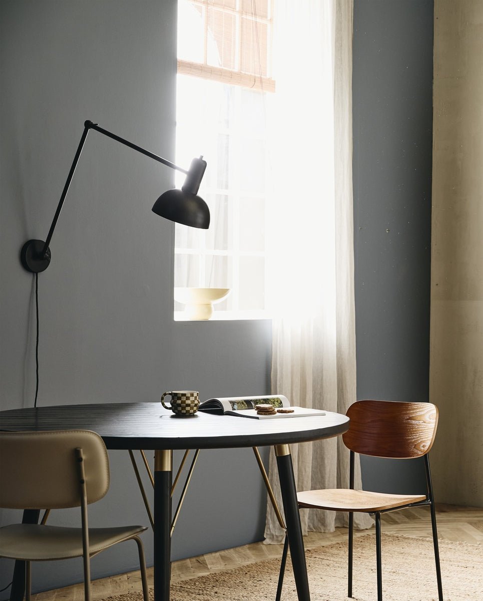 LUVUA dining table, round - black wood